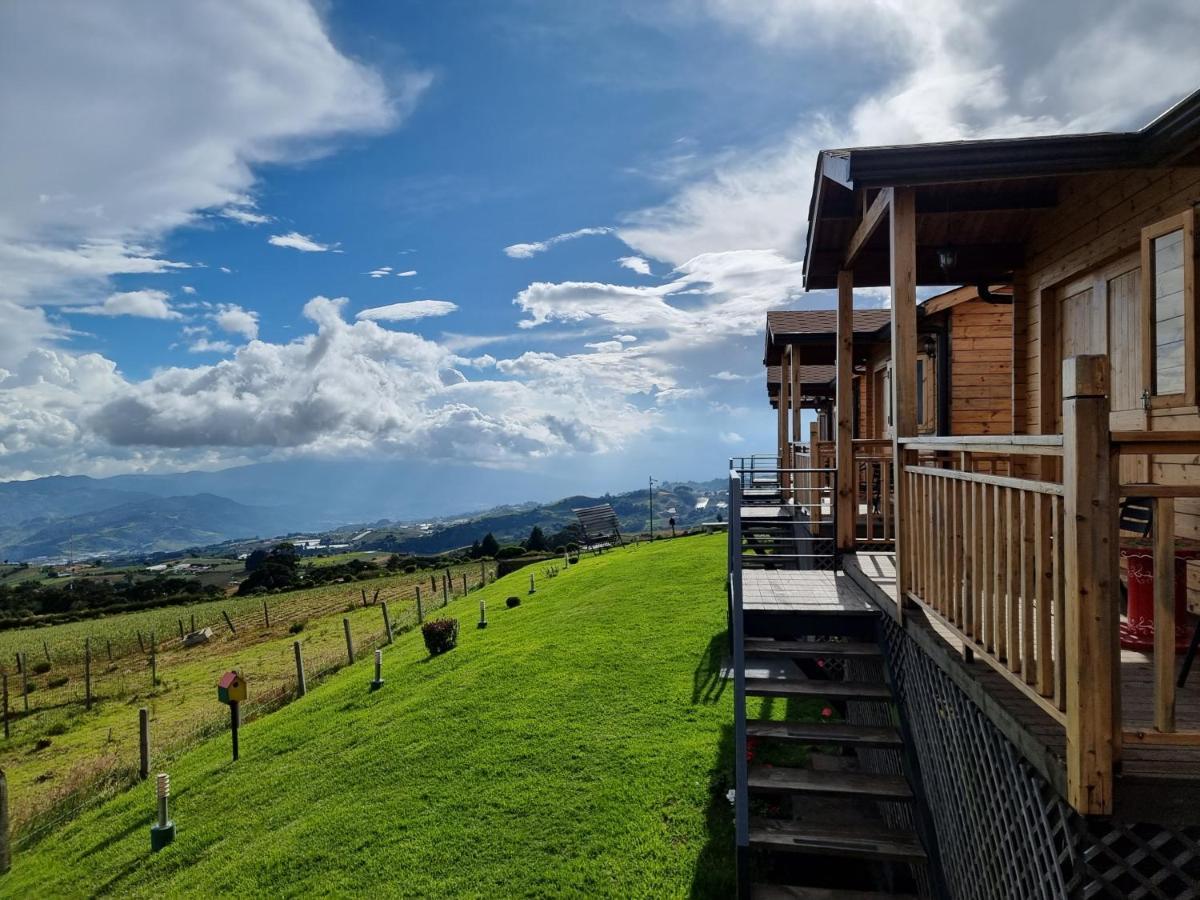 Hotel Cabanas Y Mirador Secret Garden Cr Cartago Exteriér fotografie