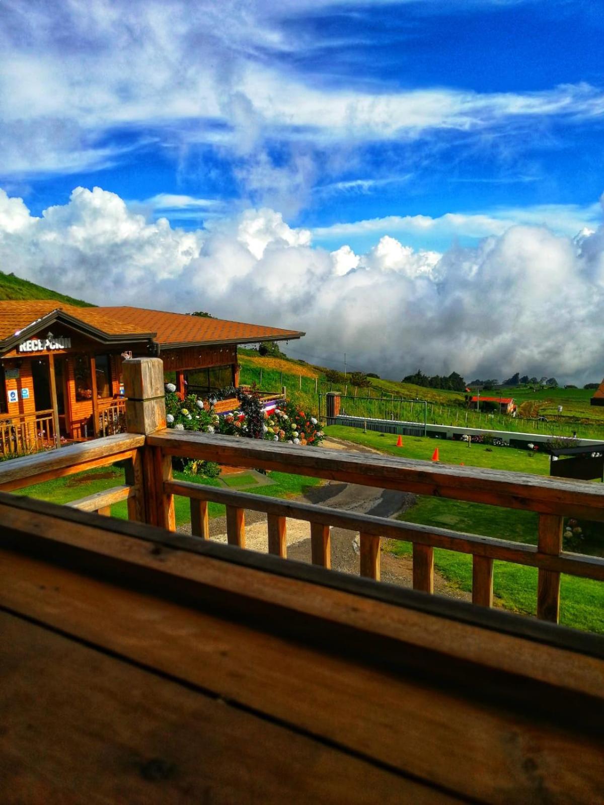 Hotel Cabanas Y Mirador Secret Garden Cr Cartago Exteriér fotografie